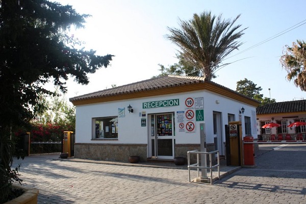 /campings/espana/andalucia/cadiz/costa/Roche/recepcin.jpg