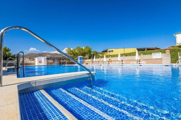 campings/espana/andalucia/malaga/costa-del-sol/ElPino/piscina.jpg