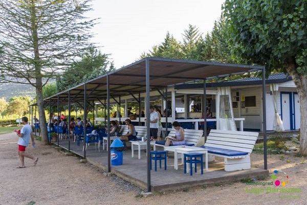 /campings/espana/aragon/huesca/huesca-provincia/LagoBarasona/barterraza.jpg
