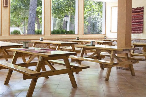 /campings/espana/castilla-la-mancha/albacete/RioMudo/cafeteria.jpg