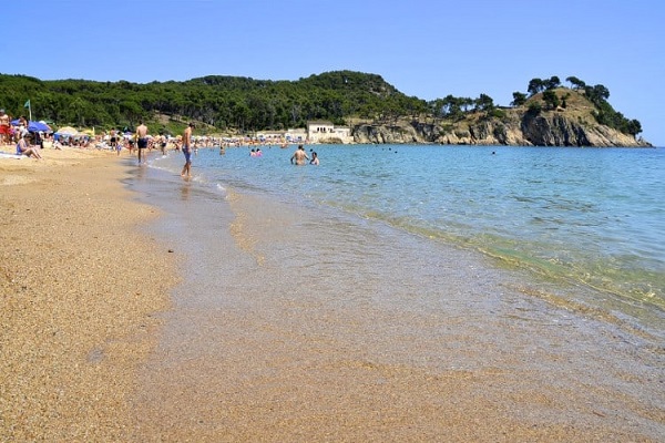 /campings/espana/catalunya-cataluna/girona/costa-brava-centro/3EstrellasCostaBrava/camping-castell-park-1520958666-xl.jpg