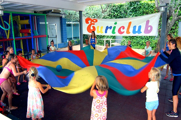 /campings/espana/catalunya-cataluna/girona/costa-brava-centro/Eurocamping/euriclub.jpg