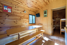 Bungalow 8/10