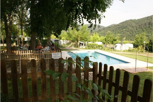 campings/espana/catalunya-cataluna/girona/pirineo/camping-la-soleia-d-oix.jpg