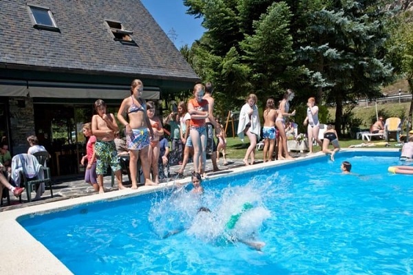 /campings/espana/catalunya-cataluna/lleida/pirineo/Verneda/camping-verneda-camping-mountain-resort-1558344233-xl.jpg
