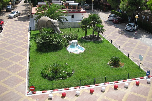 /campings/espana/comunidad-valenciana/valencia/valencia-costa/Alqueria/paseo-del-camping-02.jpg