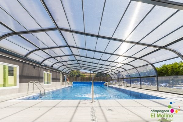 /campings/espana/navarra/navarra/ElMolino/piscina.jpg