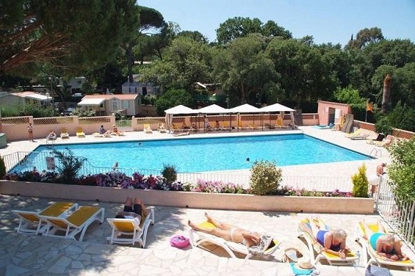 campings/francia/alpes-de-provenza/camping-parc-montana1.jpg