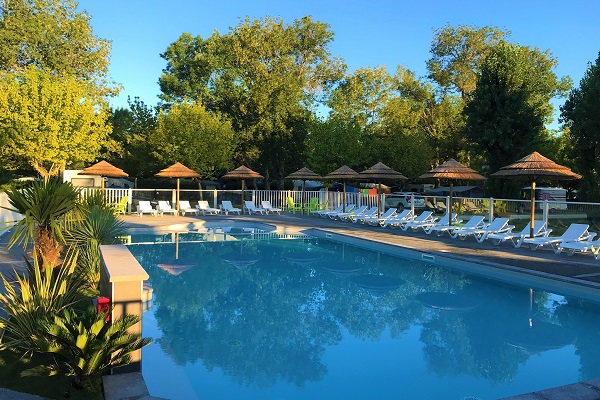 /campings/francia/aquitania/dordona-perigord/LaCigaline/piscine.jpg