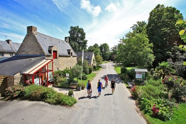 /campings/francia/bretana/cotes-d-armor/ChteaudeGaline/camping-chateau-de-galinee-1544716770-xl.jpg