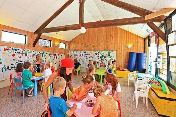 /campings/francia/centro/indre-y-loira/ParcdeFierbois/camping-parc-de-fierbois-1483309130-xl.jpg