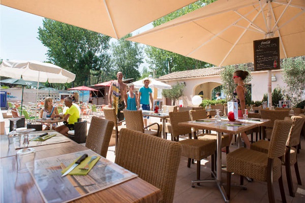 /campings/francia/languedoc-rosellon/gard/AbrideCamargue/camping-abri-de-camargue-1484743733-xl.jpg
