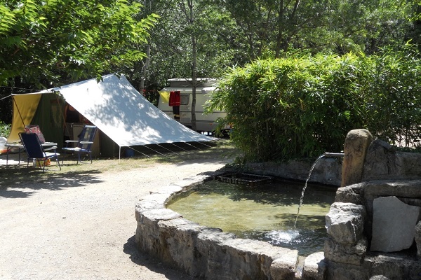 /campings/francia/languedoc-rosellon/herault/DesSources/tlchargement-4.jpg