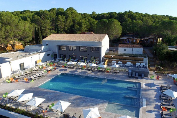 /campings/francia/languedoc-rosellon/herault/Villageleclosdescigales/camping-montagnac-les-vignes-1544533364-xl.jpg