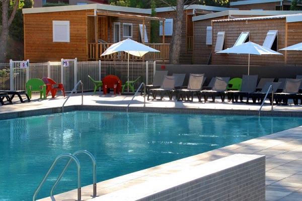 /campings/francia/languedoc-rosellon/herault/Villageleclosdescigales/camping-montagnac-les-vignes-1544533370-xl.jpg