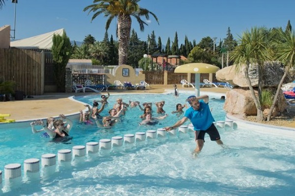 /campings/francia/languedoc-rosellon/pirineos-orientales/LesJardinsCatalans/aquagym-06.jpg