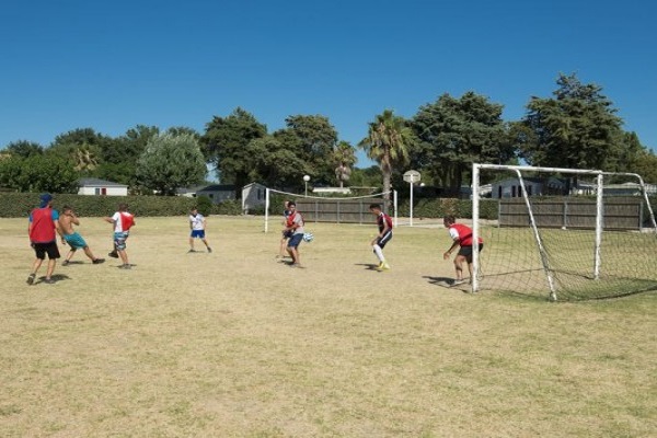 /campings/francia/languedoc-rosellon/pirineos-orientales/LesJardinsCatalans/jeux-exterieur-12.jpg