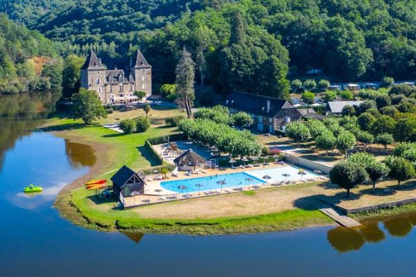 Le Château Du Gibanel, Argentat (Correze)
