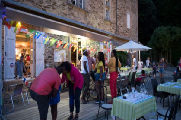 /campings/francia/lemosin/correze/Chateaudugibanel/le-chateau-du-camping9.jpg