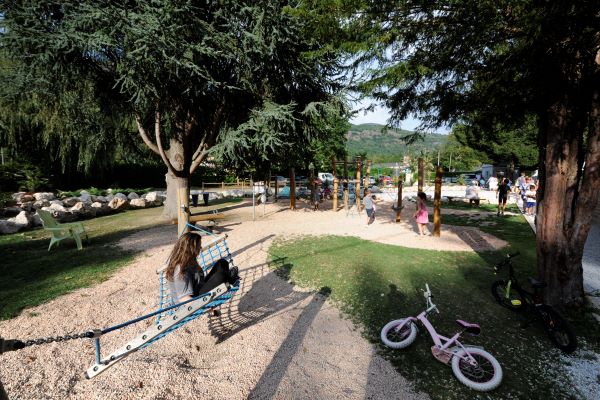 campings/francia/midi-pirineos/ariege/LaMarmotte/1570113727-espace-jeux-1-copie.jpg