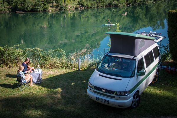 campings/francia/midi-pirineos/aveyron/DelaCascade/emplacement-privilege-cascade.jpg
