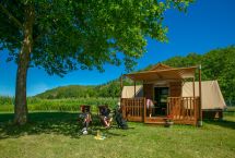 Tiendas Lodge