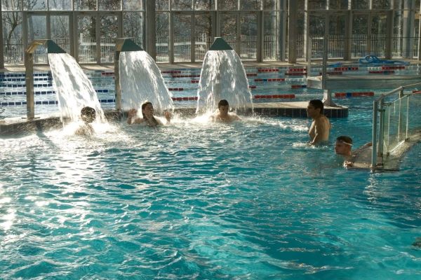 campings/francia/paises-del-loira/loira-atlantico/NantesCamping/nc-piscine-petit-port-005-1340x752.jpg