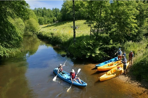 /campings/francia/poitou-charentes/charente-maritima/LesGorgesduChambon/camping-castel-les-gorges-du-chambon-1484317945-xl.jpg