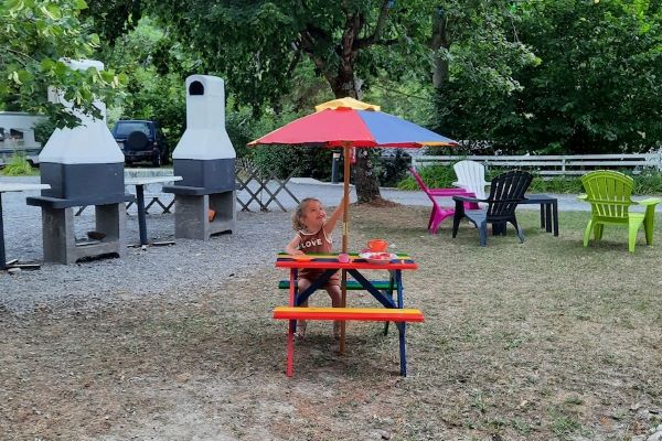 campings/francia/provenza-alpes-costa-azul/alpes-de-alta-provenza/LaRibiere/6-camping-la-ribiere-annot.jpg