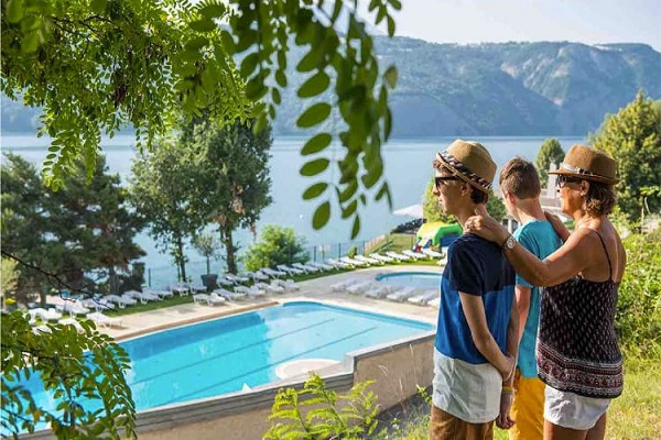 /campings/francia/provenza-alpes-costa-azul/altos-alpes/LEcrinduLac/camping-l-ecrin-du-lac-1486560059-xl.jpg