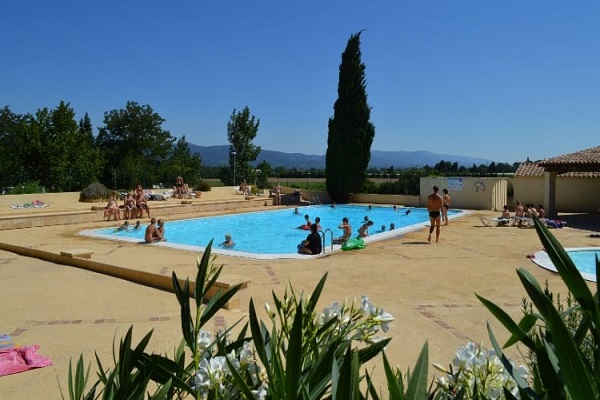 /campings/francia/provenza-alpes-costa-azul/bocas-del-rodano/DuranceetLuberon/camping-durance-luberon-1547125488-xl.jpg