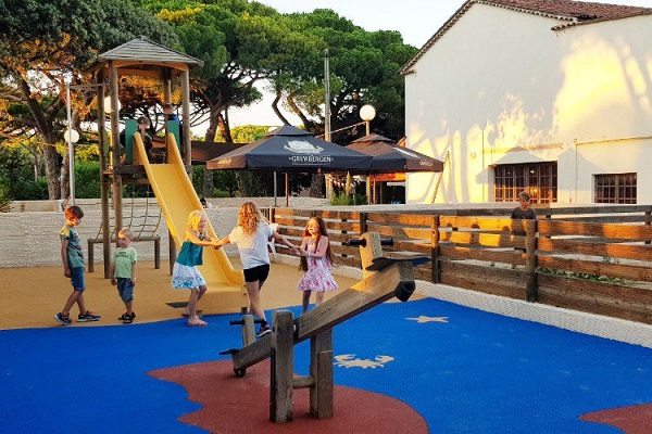 /campings/francia/provenza-alpes-costa-azul/var/LeMditerraneHyeres/camping-mediterranee-hyere-1548943715-xl.jpg