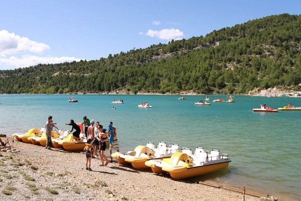 /campings/francia/provenza-alpes-costa-azul/var/RivesduLacdeSainteCroix/camping-rives-du-lac-de-sainte-croix-1563808025-xl.jpg