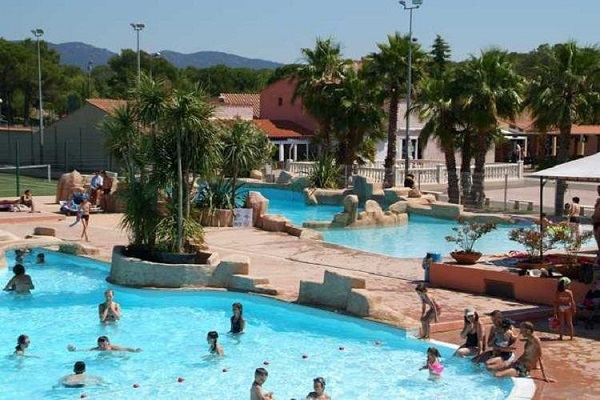 campings/francia/provenza-alpes-costa-azul/var/camping-parc-oasis-village-puget-sur-argens-1483308772-xl.jpg