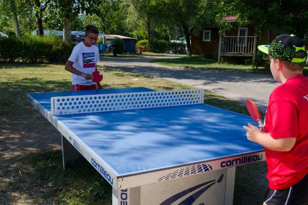 /campings/francia/rodano-alpes/ain/IledelaComtesse/ptanque.jpg